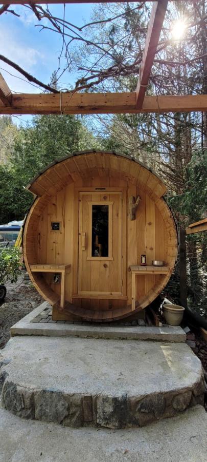 Sacred Pilgrimage Studio Guest House Metchosin Exterior foto